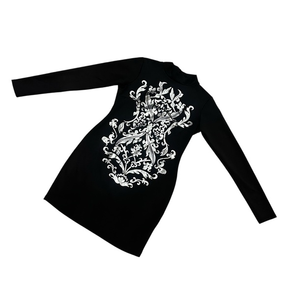 Forever 21 Black & Silver Metallic Filagree Long Sleeve Midi Dress - Size Medium - Picture 7 of 16